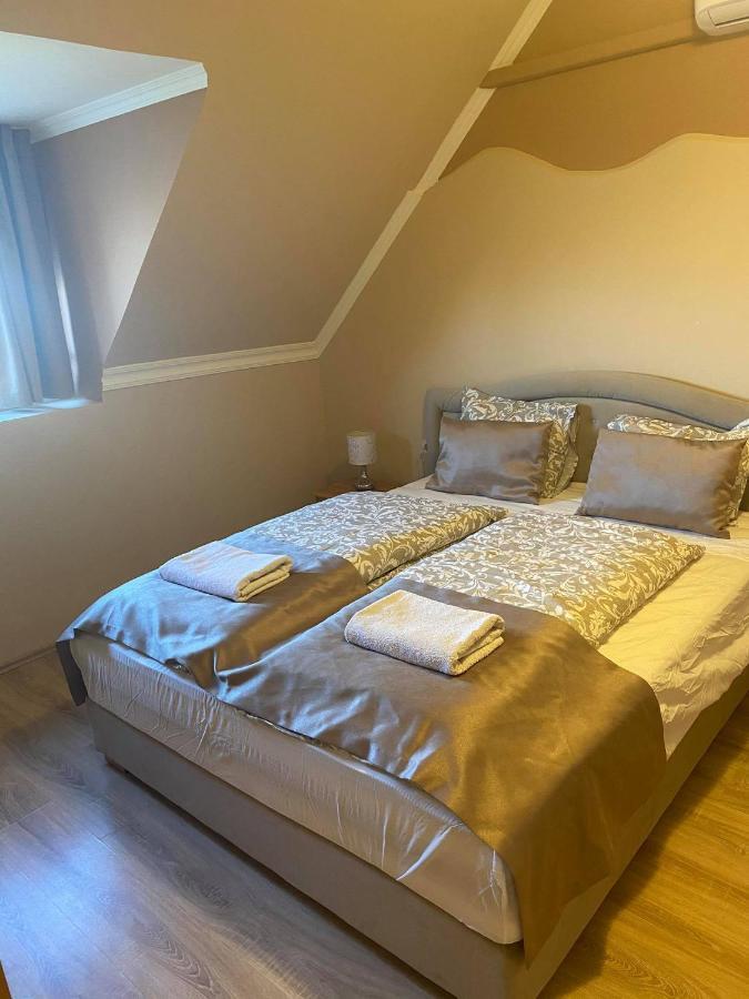 La Curia Panzio Bed & Breakfast Dunaszeg Dış mekan fotoğraf